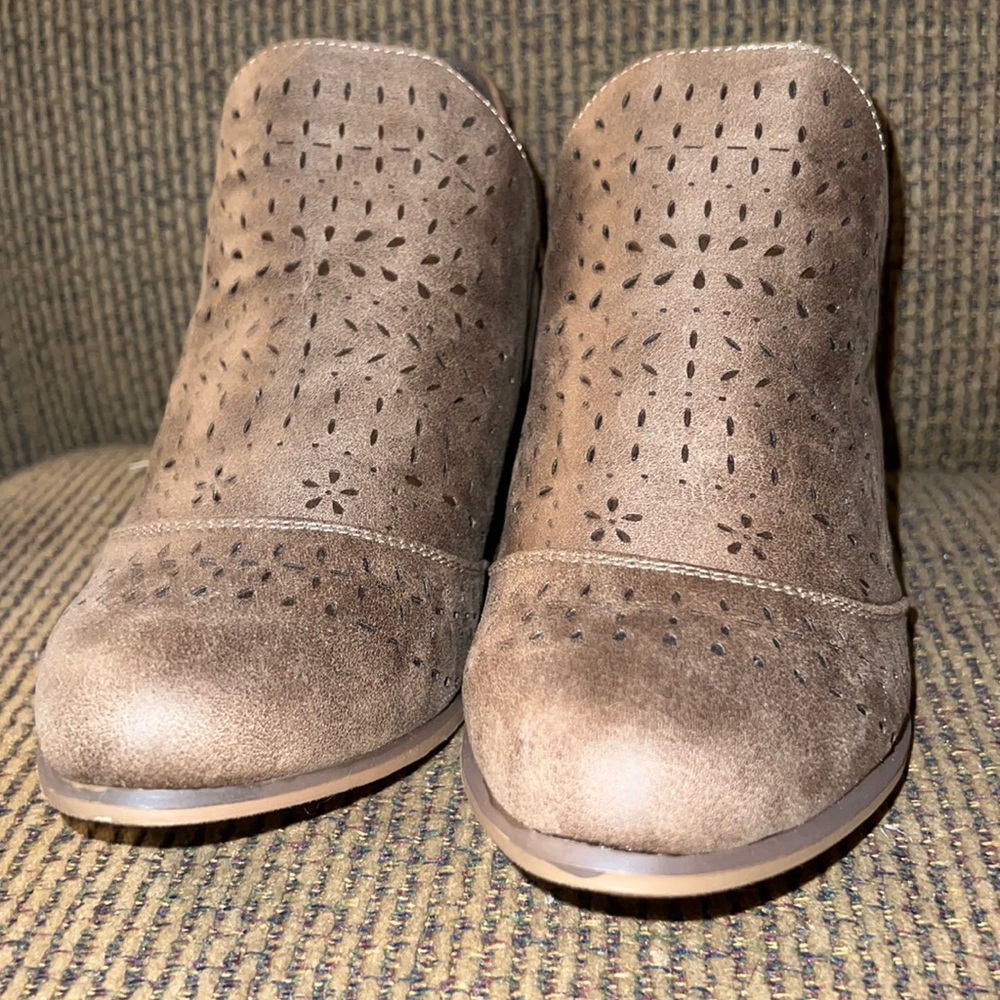 Brand new, never worn, brown ankle boots.